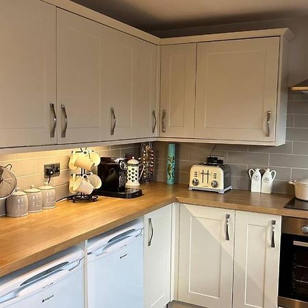 Cosy 2 Bed, Home From Home Haddenham  Ngoại thất bức ảnh